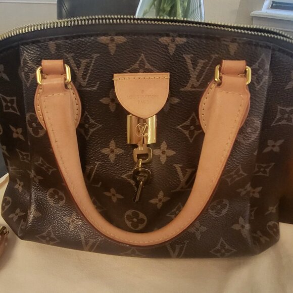 Louis Vuitton Rivoli PM Crossbody bag - Picture 6 of 16